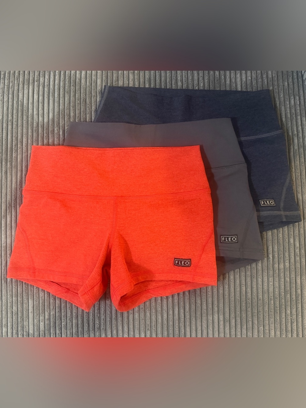 FLEO Set of three Apex Contour Shorts 3.25" Mid Rise Athletic shorts Size S